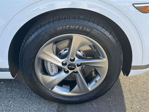 Certified 2026 Genesis GV70 2.5T image 9