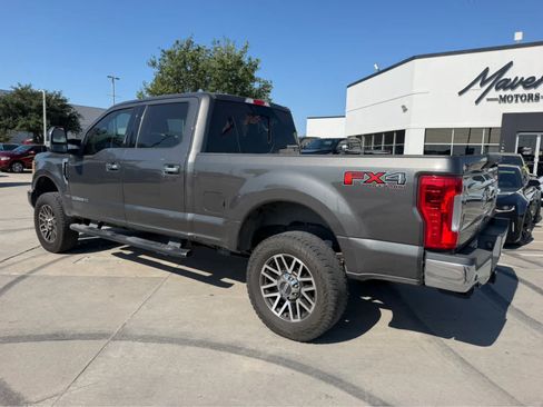 Used 2017 Ford F250 Lariat w/ Lariat Ultimate Package AWD/4WD image 3