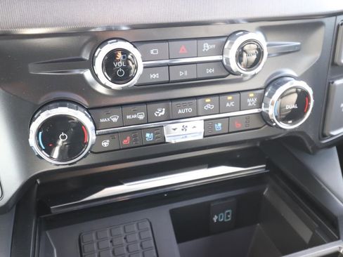 New 2026 Ford F350 Platinum image 21