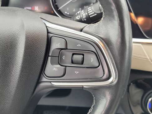 Used 2020 Buick Encore GX Essence w/ Experience Buick Package AWD/4WD image 13
