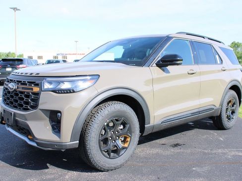 New 2026 Ford Explorer Tremor w/ Tremor Ultimate Package AWD/4WD image 3