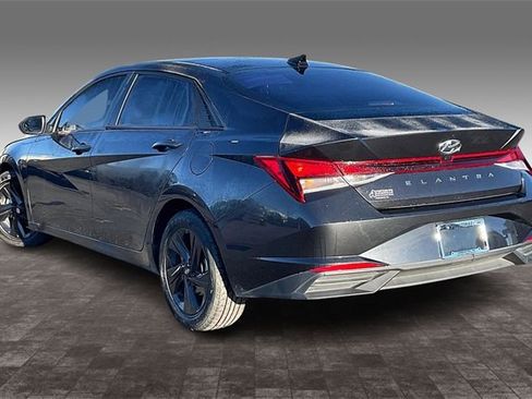 Used 2021 Hyundai Elantra SEL w/ Convenience Package image 12