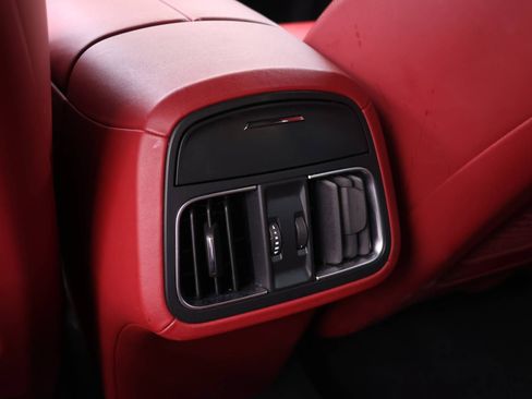Used 2021 Maserati Levante GTS AWD/4WD image 16