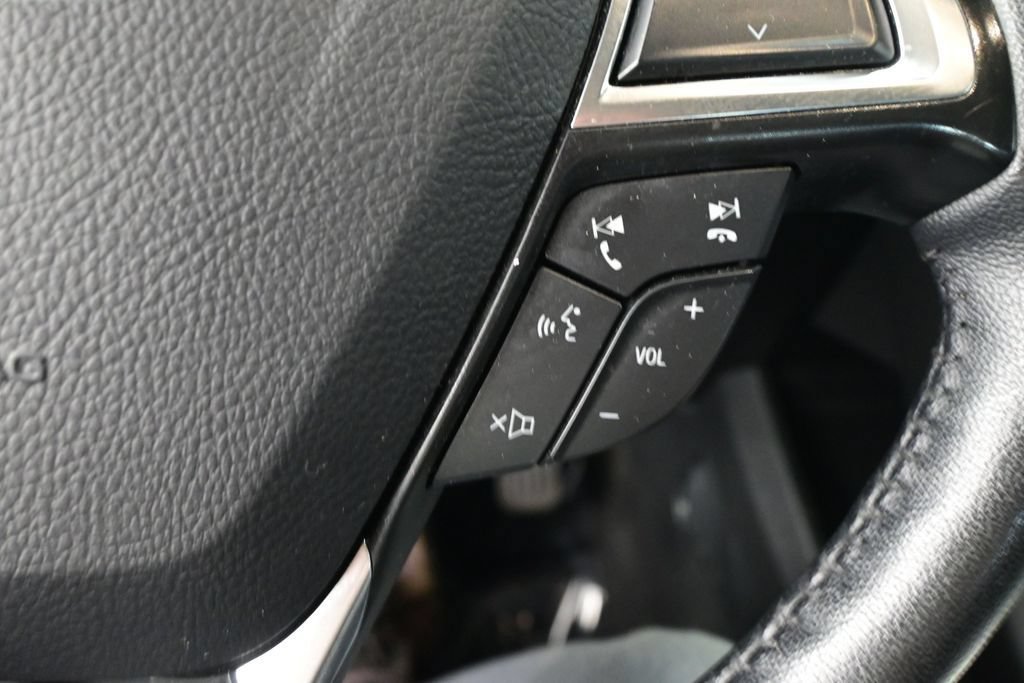 Used 2024 Ford Edge SEL AWD/4WD image 42