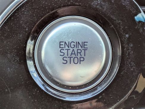 Used 2023 Genesis G70 2.0T w/ Sport Prestige Package image 31