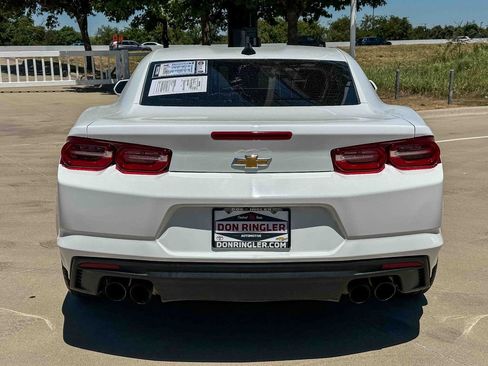 Used 2022 Chevrolet Camaro LT w/ Technology Package RWD image 4