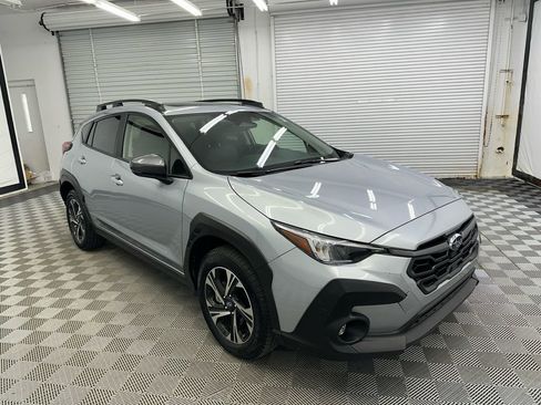 Used 2024 Subaru Crosstrek 2.0i Premium image 6
