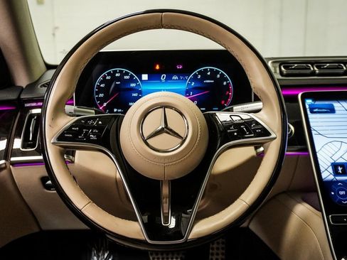 Used 2021 Mercedes-Benz S 580 4MATIC Sedan w/ AMG Line image 15