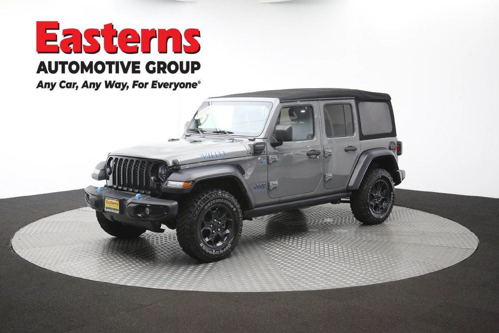 Used 2023 Jeep Wrangler Unlimited w/ Cold Weather Group AWD/4WD image 60