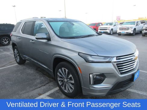 Used 2023 Chevrolet Traverse Premier image 7