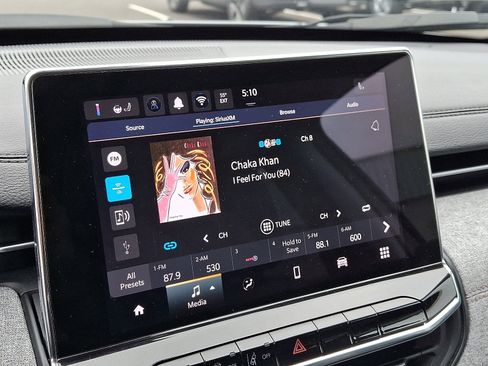 Used 2022 Jeep Compass Latitude image 17