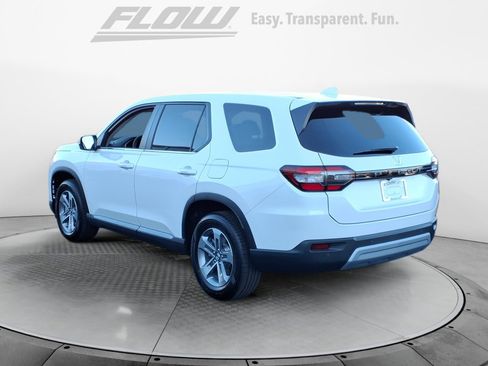 New 2025 Honda Pilot EX-L image 4