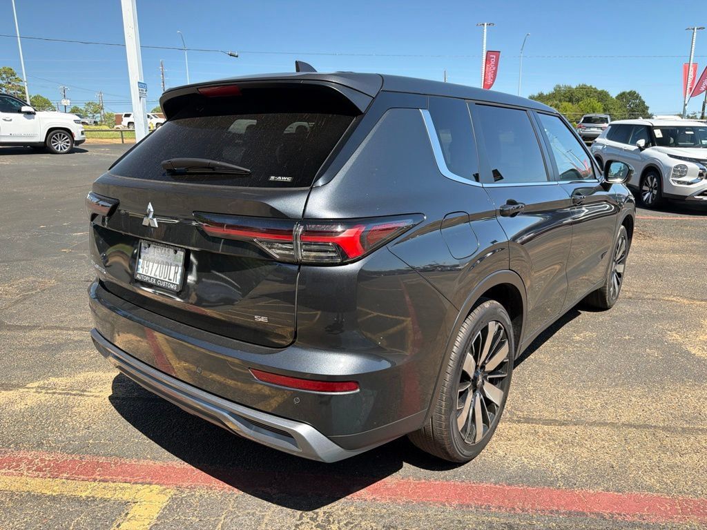 Used 2026 Mitsubishi Outlander SE AWD/4WD image 6