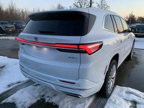 New 2026 Buick Enclave Avenir w/ Super Cruise Package FWD image 4
