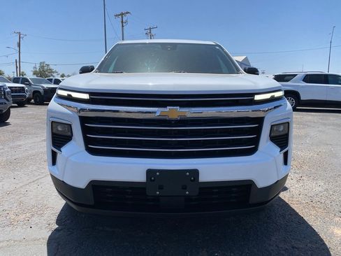 Used 2024 Chevrolet Traverse LT FWD image 22