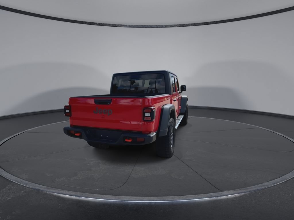 Used 2025 Jeep Gladiator Mojave w/ Convenience Group AWD/4WD image 8