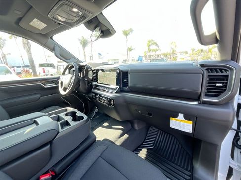 New 2025 Chevrolet Silverado 1500 LT image 29