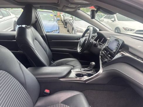 Used 2024 Toyota Camry SE w/ Convenience Package FWD image 14