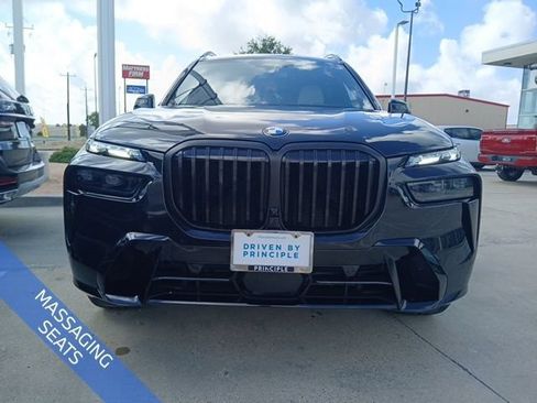 Used 2026 BMW X7 xDrive40i AWD/4WD image 2