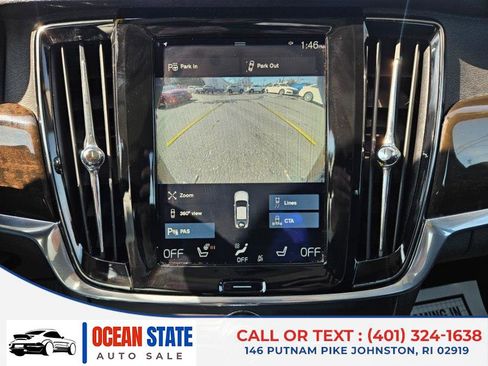 Used 2018 Volvo S90 T5 Momentum w/ Convenience Package image 18