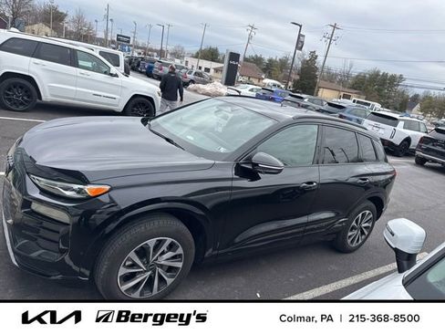 Used 2025 Audi Q6 e-tron Premium w/ Convenience Package image 6