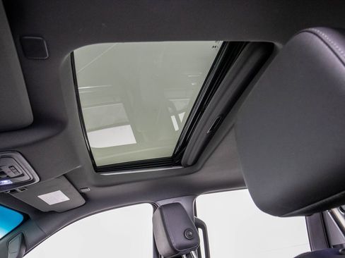 Used 2024 Chevrolet Silverado 2500 LTZ w/ LTZ Plus Package image 28