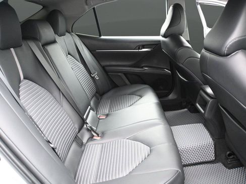 Used 2021 Toyota Camry SE w/ Audio Upgrade Package FWD image 22