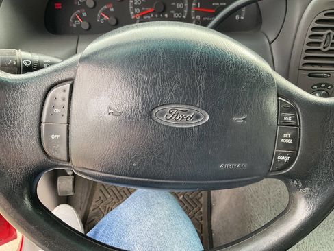 Used 1997 Ford F150 Lariat image 17