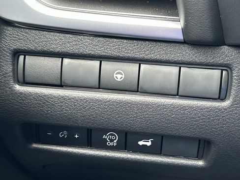 New 2026 Nissan Rogue Dark Armor AWD/4WD image 28