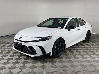 New 2026 Toyota Camry Hybrid w/ Multimedia Upgrade Package