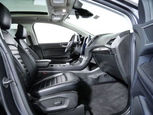 Certified 2024 Ford Edge SEL w/ Convenience Package AWD/4WD image 10