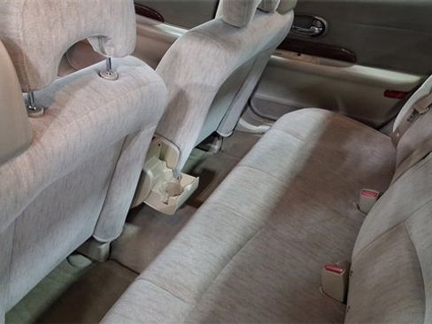 Used 2004 Buick Le Sabre Custom image 18