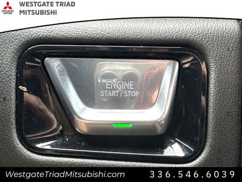 Used 2025 GMC Yukon Denali AWD/4WD image 16