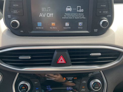 Used 2019 Hyundai Santa Fe Limited AWD/4WD image 13