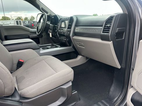 Used 2021 Ford F250 XLT w/ XLT Premium Package AWD/4WD image 14