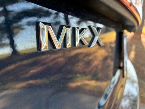 Used 2018 Lincoln MKX Reserve image 9