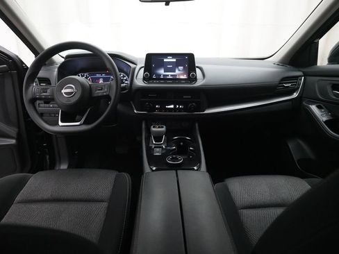 Certified 2024 Nissan Rogue SV image 5