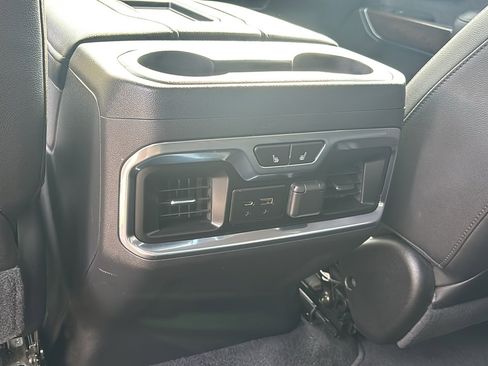 Used 2020 GMC Sierra 1500 SLT w/ SLT Premium Package image 28