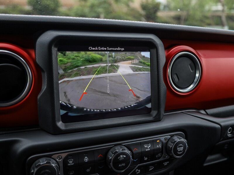 Used 2019 Jeep Wrangler Unlimited Rubicon AWD/4WD image 29