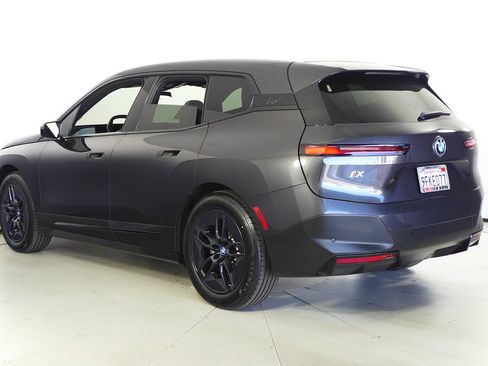 Certified 2023 BMW iX xDrive50 image 8