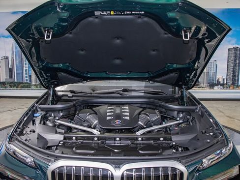 New 2026 BMW ALPINA XB7 AWD/4WD image 5