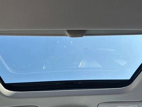 Used 2020 Chevrolet Traverse Premier w/ Redline Edition image 31