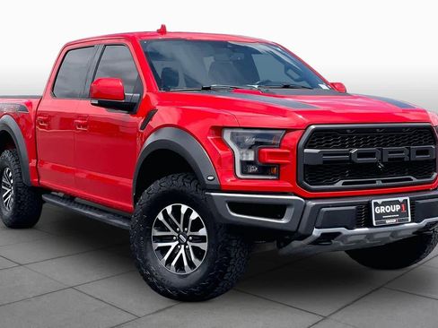 Used 2019 Ford F150 Raptor w/ Equipment Group 802A Luxury AWD/4WD image 3