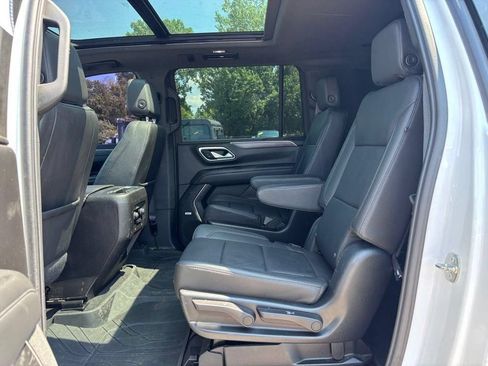 Used 2023 Chevrolet Suburban Z71 AWD/4WD image 25