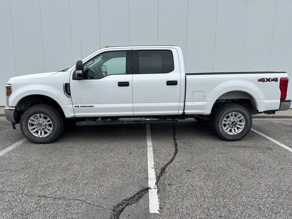 Used 2019 Ford F250 XLT w/ XLT Value Package AWD/4WD image 3