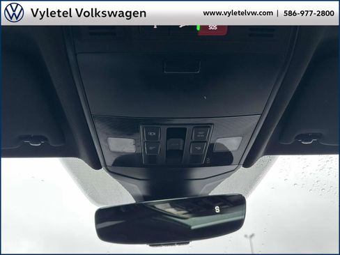 Certified 2023 Volkswagen Jetta GLI Autobahn w/ GLI Black Package image 28