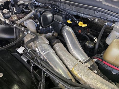 Used 2018 Ford F350 Lariat w/ Lariat Ultimate Package AWD/4WD image 12