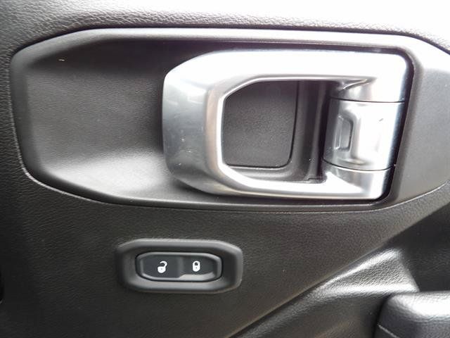 Used 2024 Jeep Gladiator Sport AWD/4WD image 21