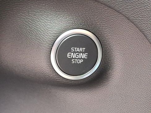 New 2026 Volvo XC40 B5 Ultra w/ Climate Package image 15