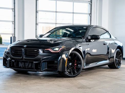 Used 2023 BMW M2 w/ Lighting Package image 2